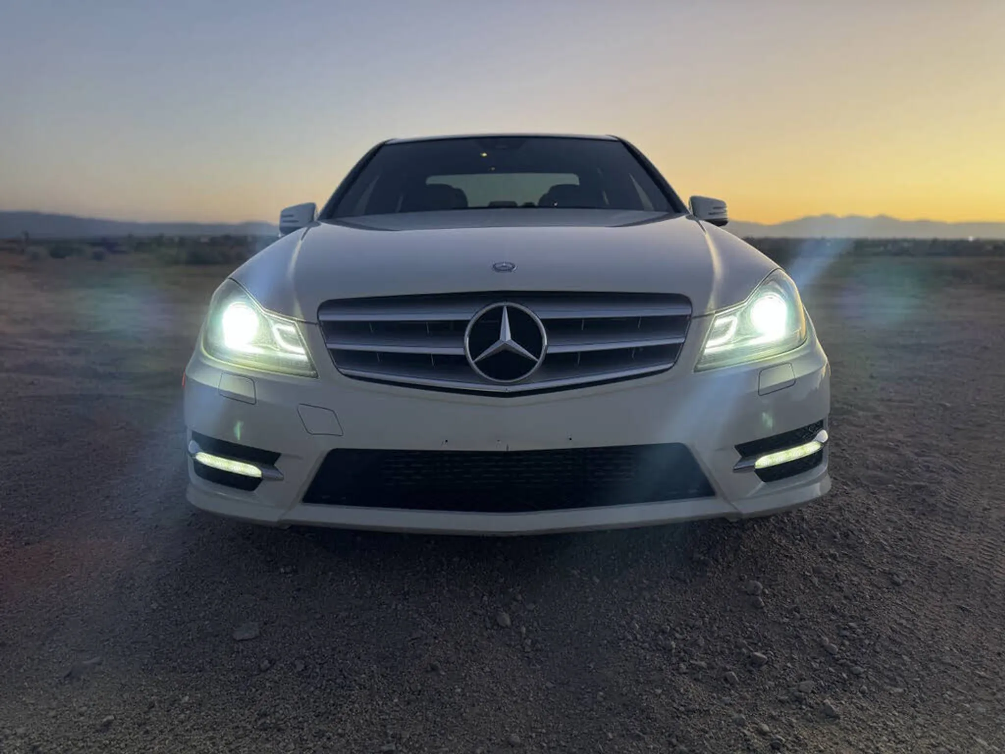 2012 MERCEDES-BENZ C-Class C250 - Photo 2