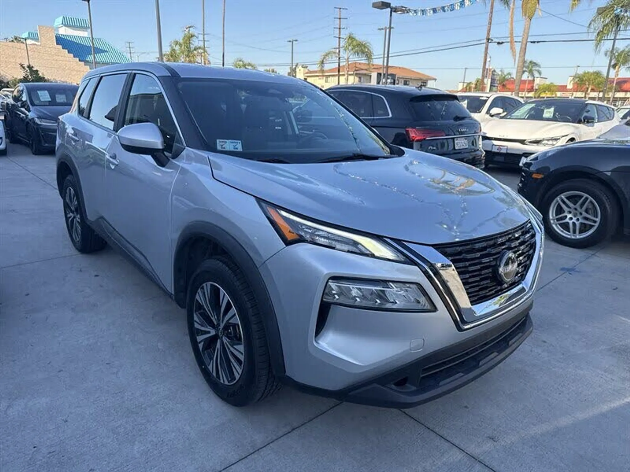 2023 NISSAN Rogue SV - Photo 3