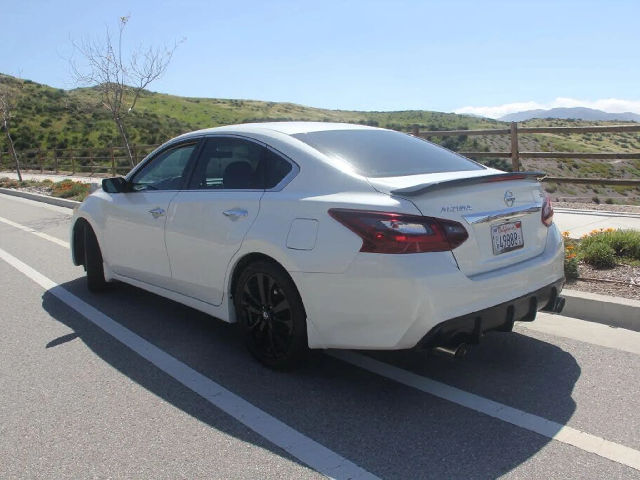 2017 NISSAN Altima 2.5 SR - Photo 3