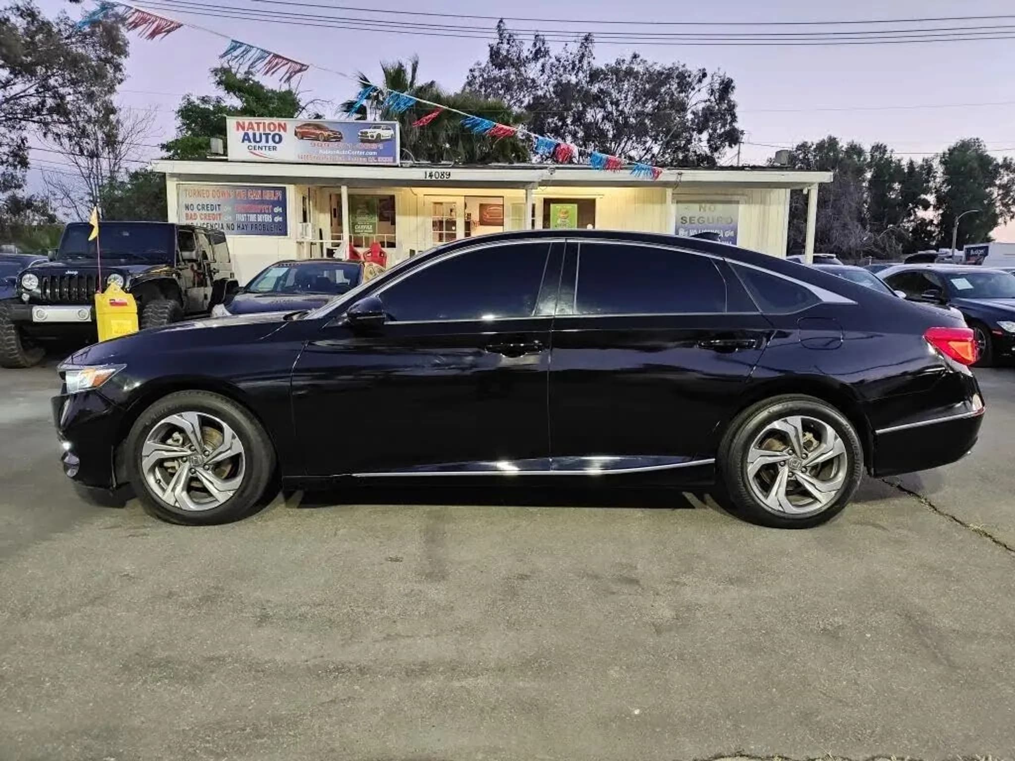 2018 HONDA Accord EX-L - Photo 2