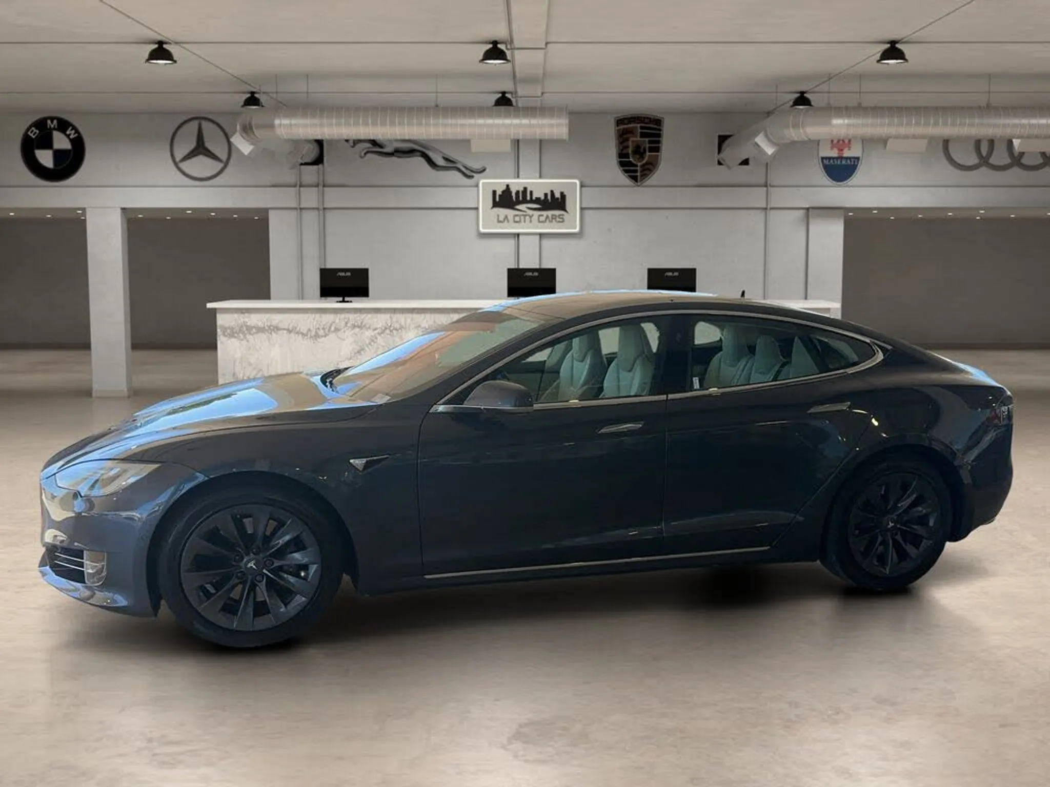 2019 TESLA Model S 75D AWD - Photo 2