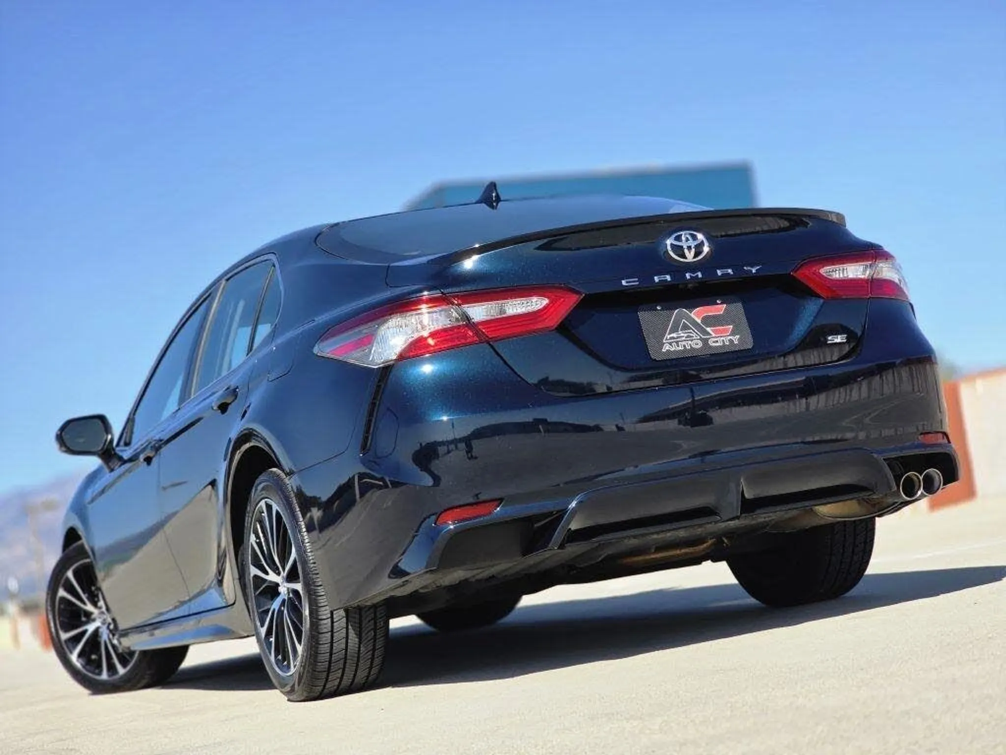 2019 TOYOTA Camry L/LE/SE/XLE - Photo 2
