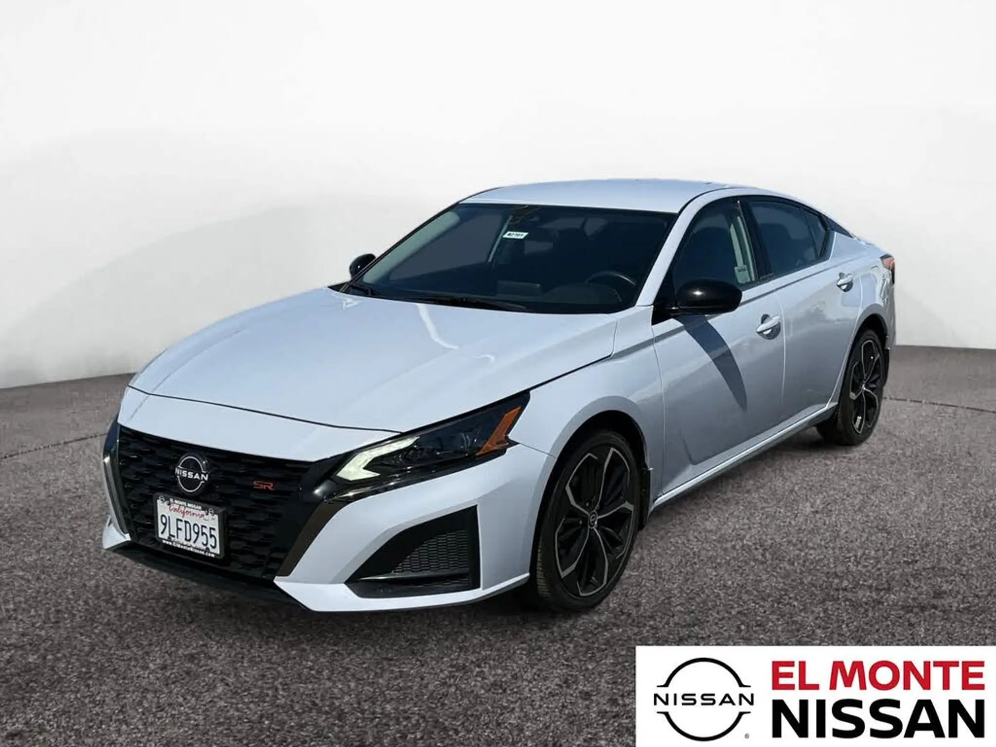 2023 NISSAN Altima SR - Photo 1