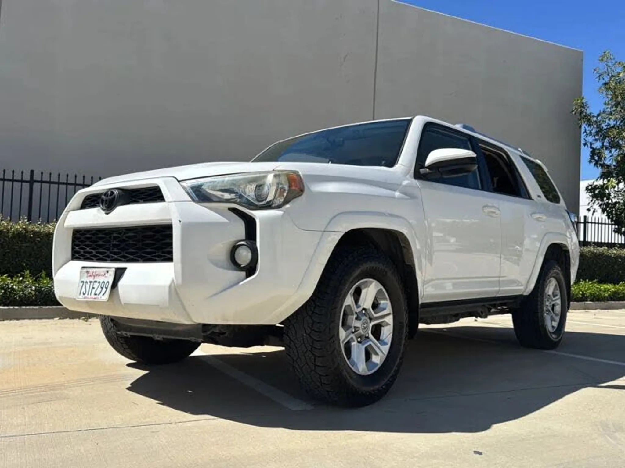 2016 TOYOTA 4Runner Base Grade - Photo 1