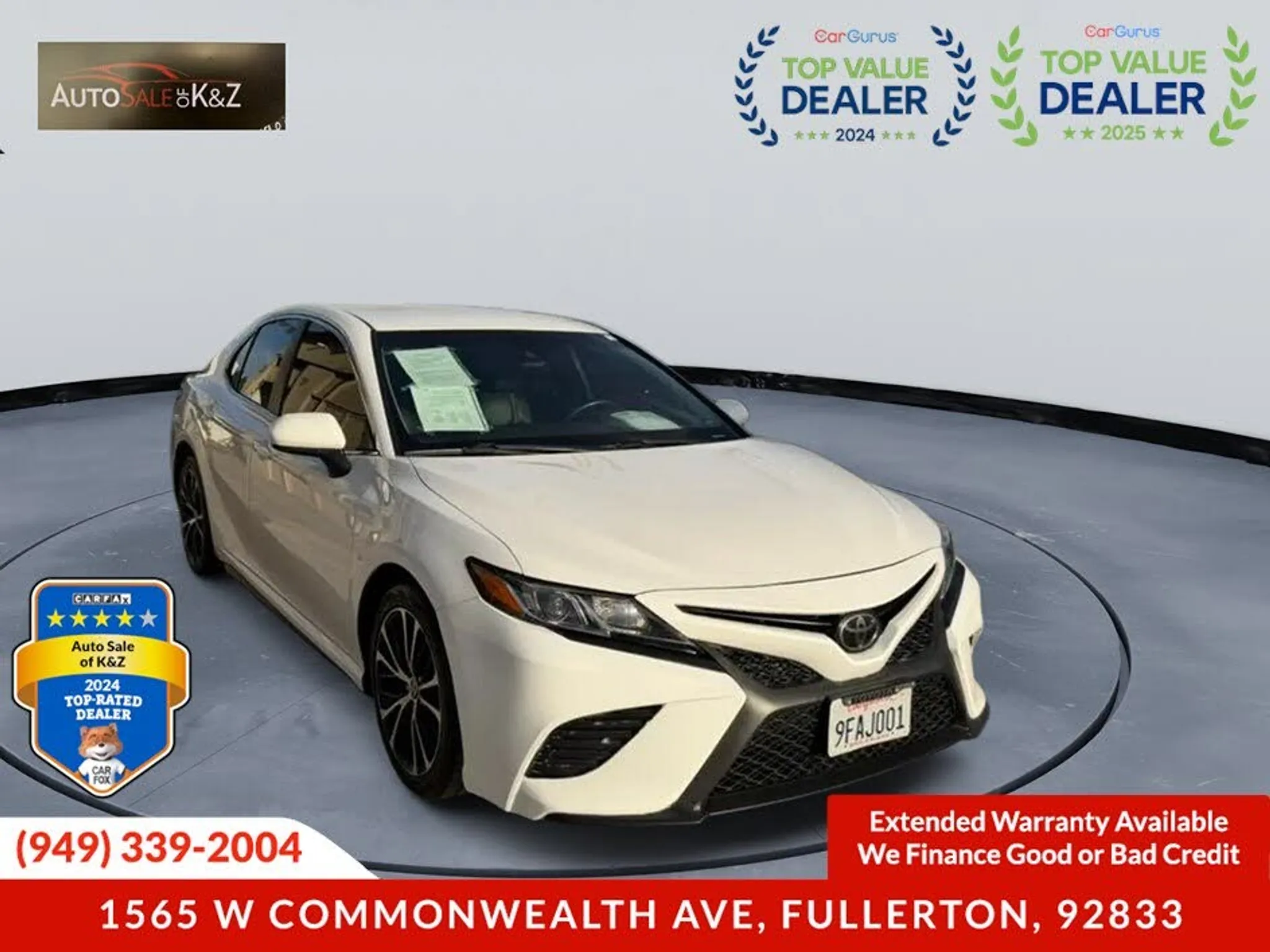 2020 TOYOTA Camry SE - Photo 1