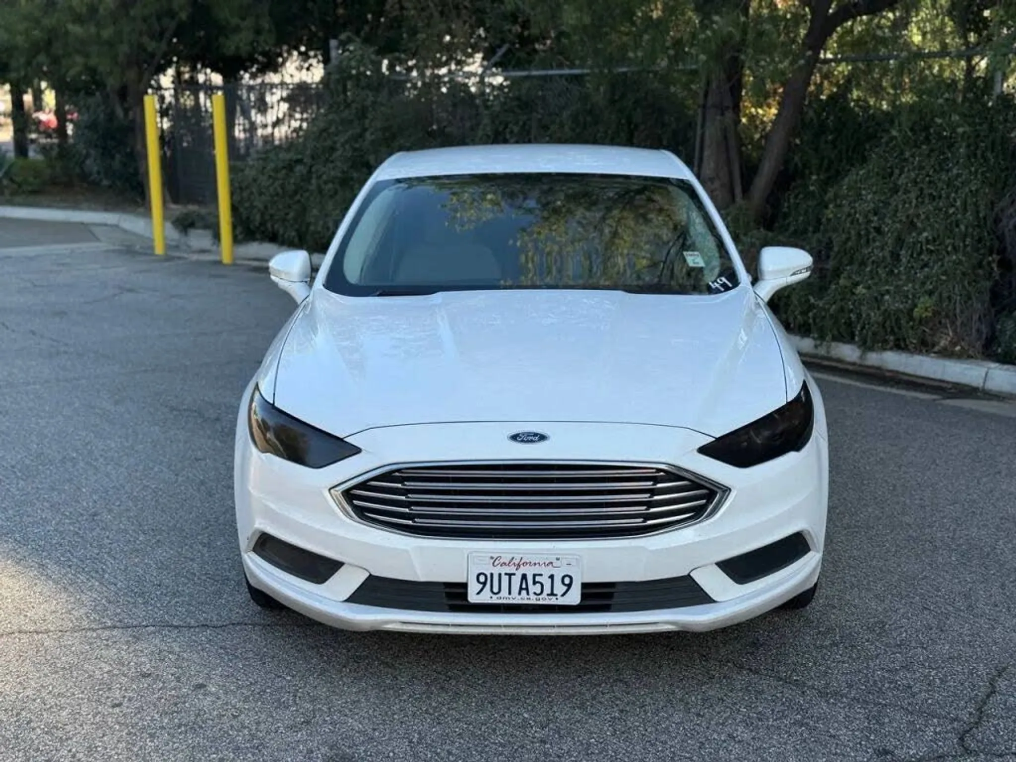 2018 FORD Fusion SE FWD - Photo 2