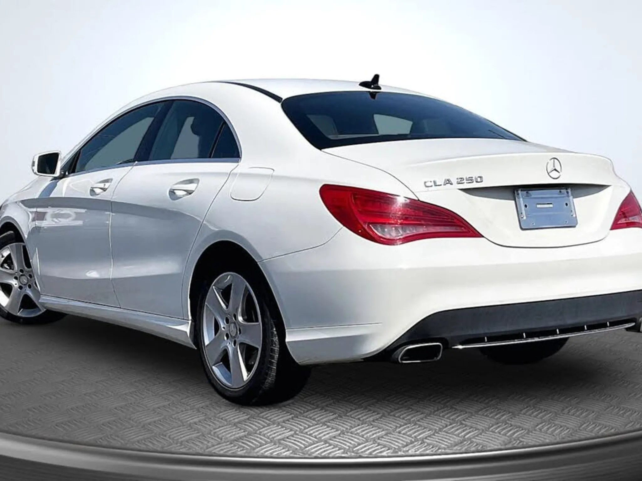 2015 MERCEDES-BENZ CLA-Class CLA250 - Photo 2