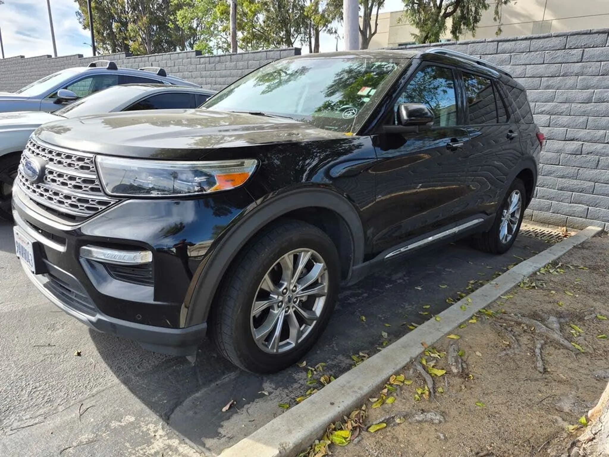 2022 FORD Explorer Limited - Photo 3