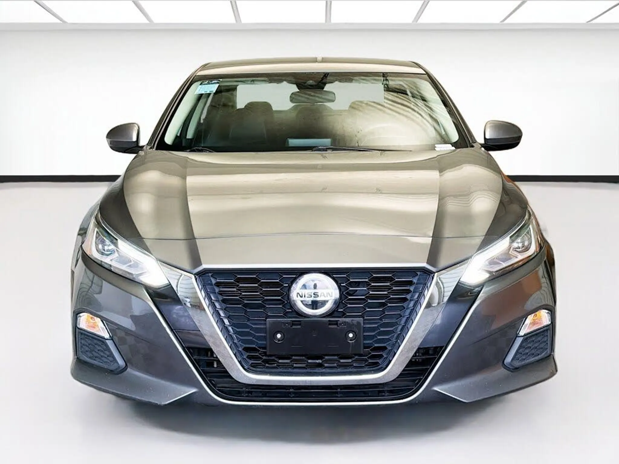 2022 NISSAN Altima SV - Photo 2