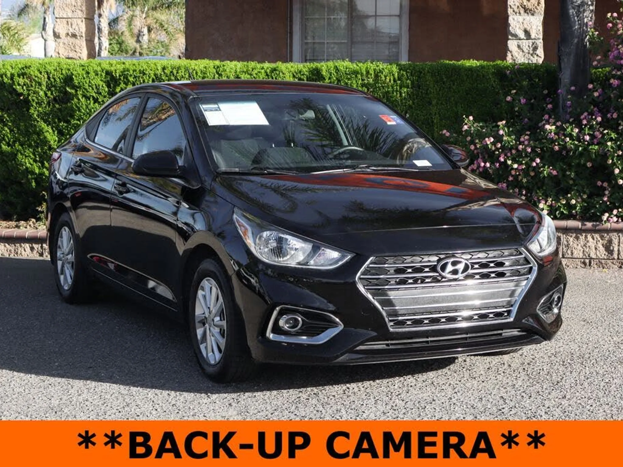 2020 HYUNDAI Accent SE and SEL - Photo 2