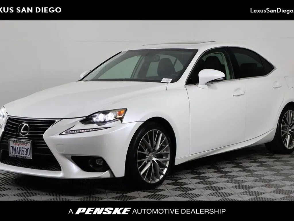 2015 LEXUS IS
