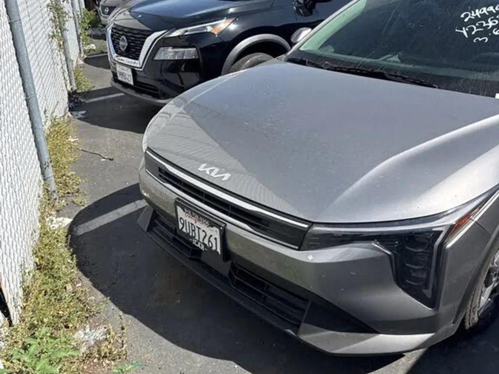 2025 KIA K4