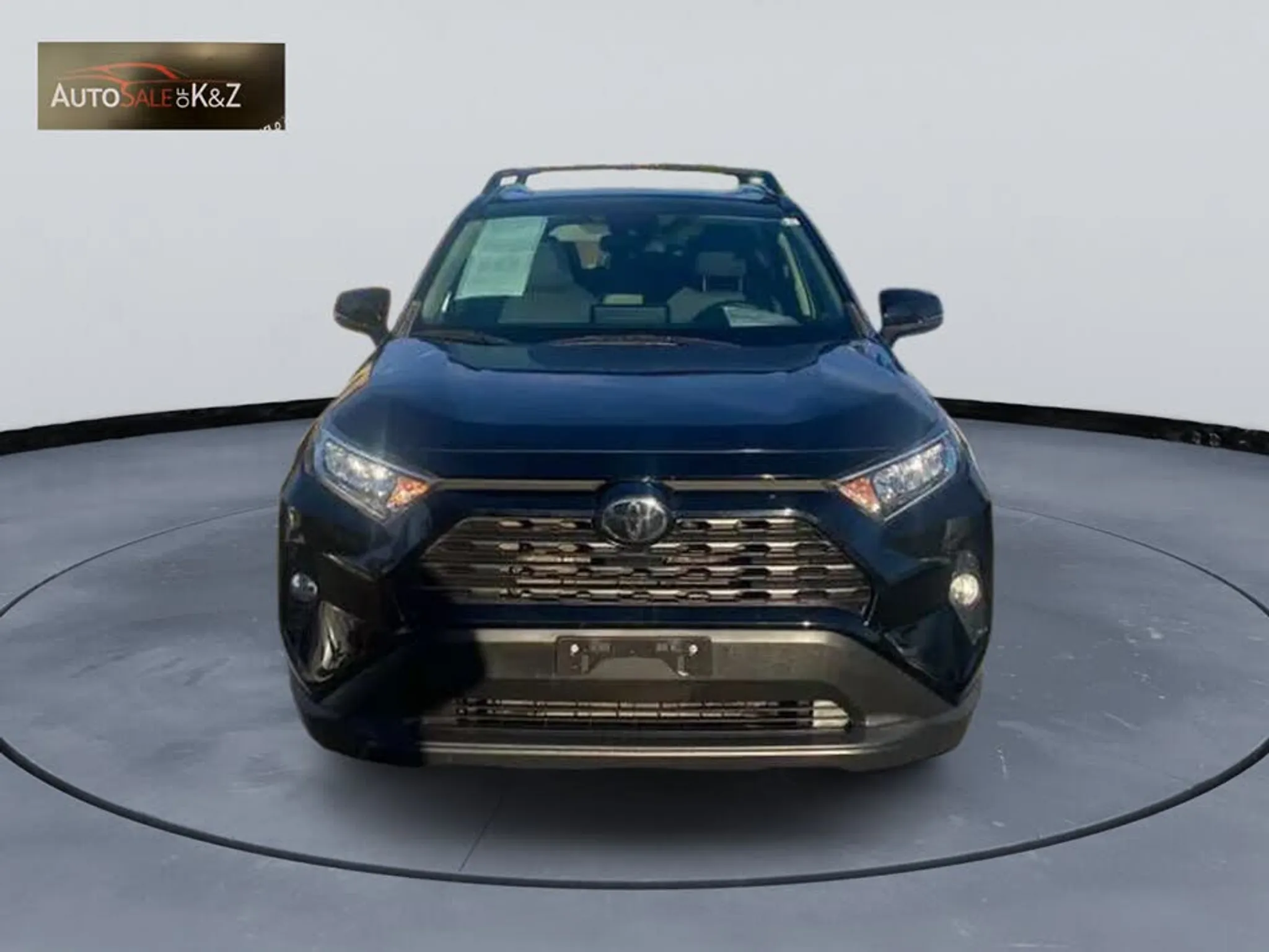 2019 TOYOTA RAV4 XLE / XLE Premium 4WD - Photo 3