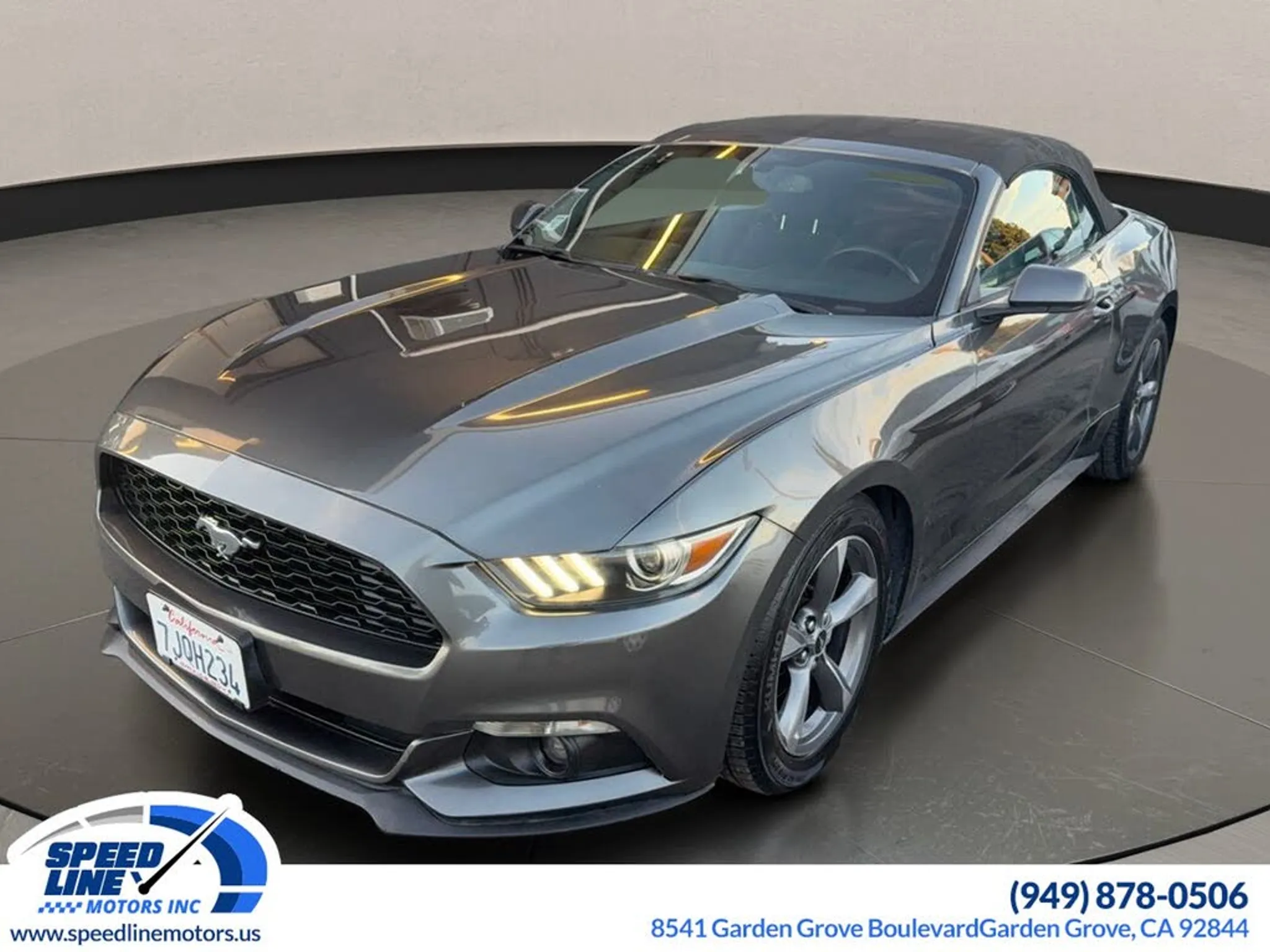 2015 FORD Mustang V6 Convertible - Photo 1