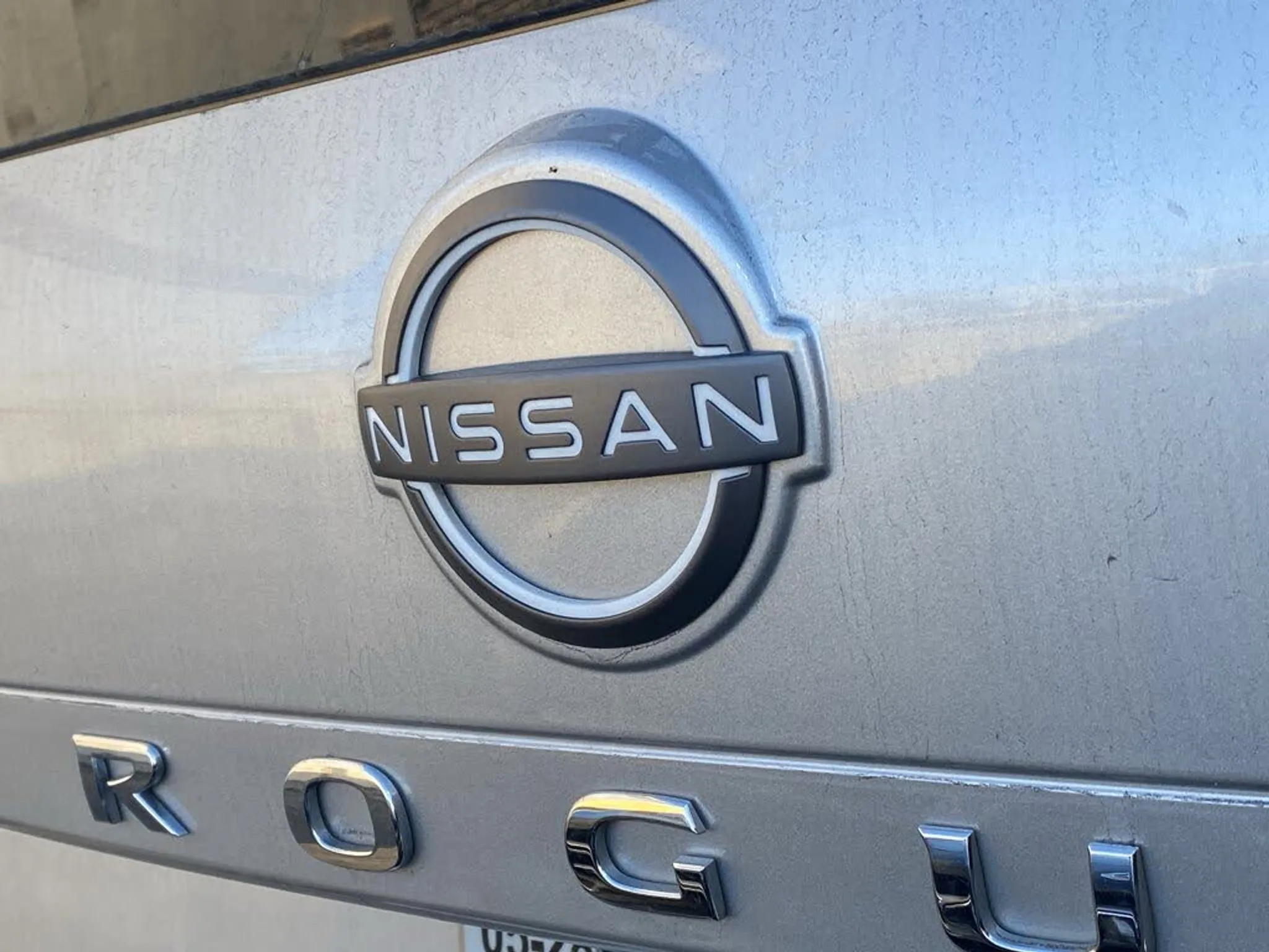 2023 NISSAN Rogue SV - Photo 3