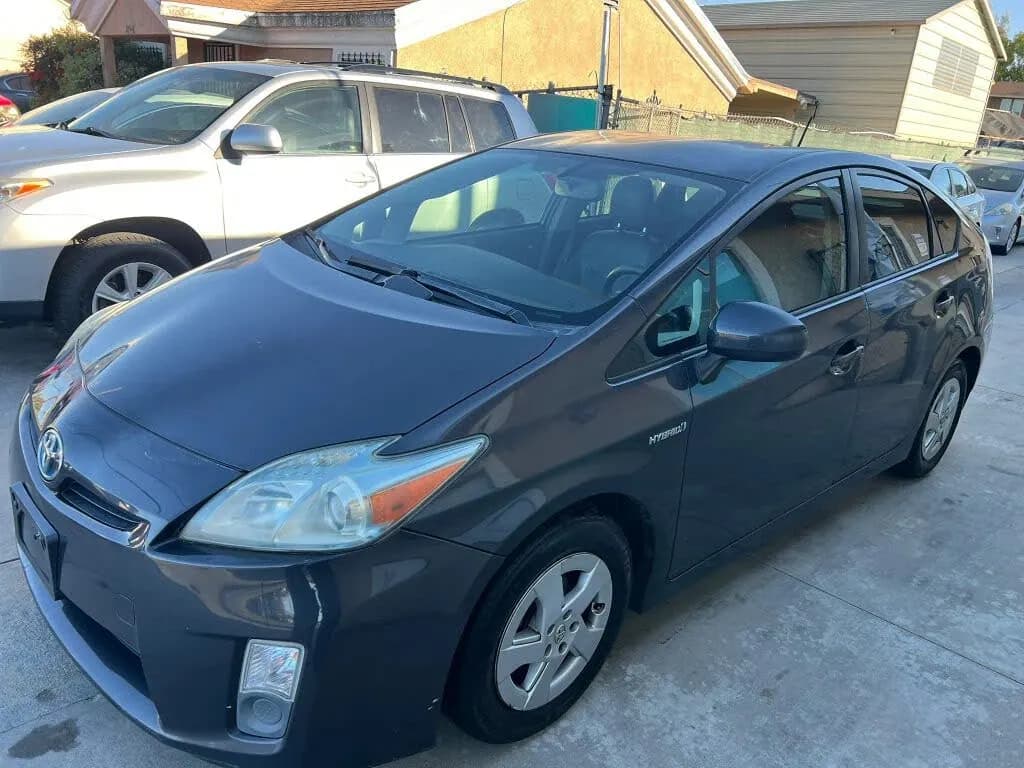 2010 TOYOTA Prius