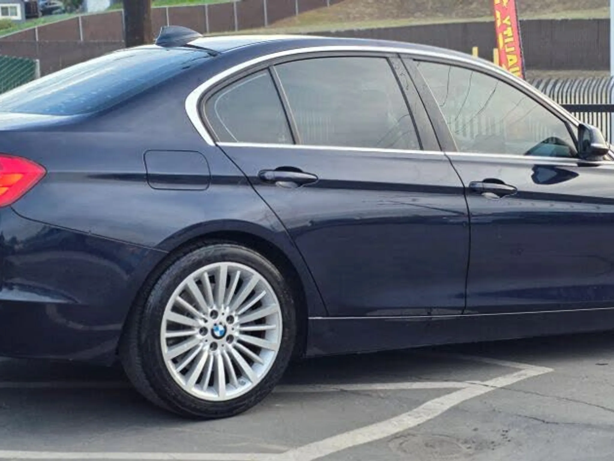 2014 BMW 335i 335i Sedan RWD - Photo 3