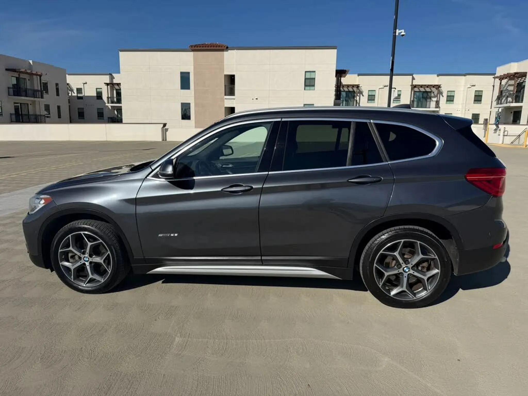 2018 BMW X1 sDrive28i - Photo 2