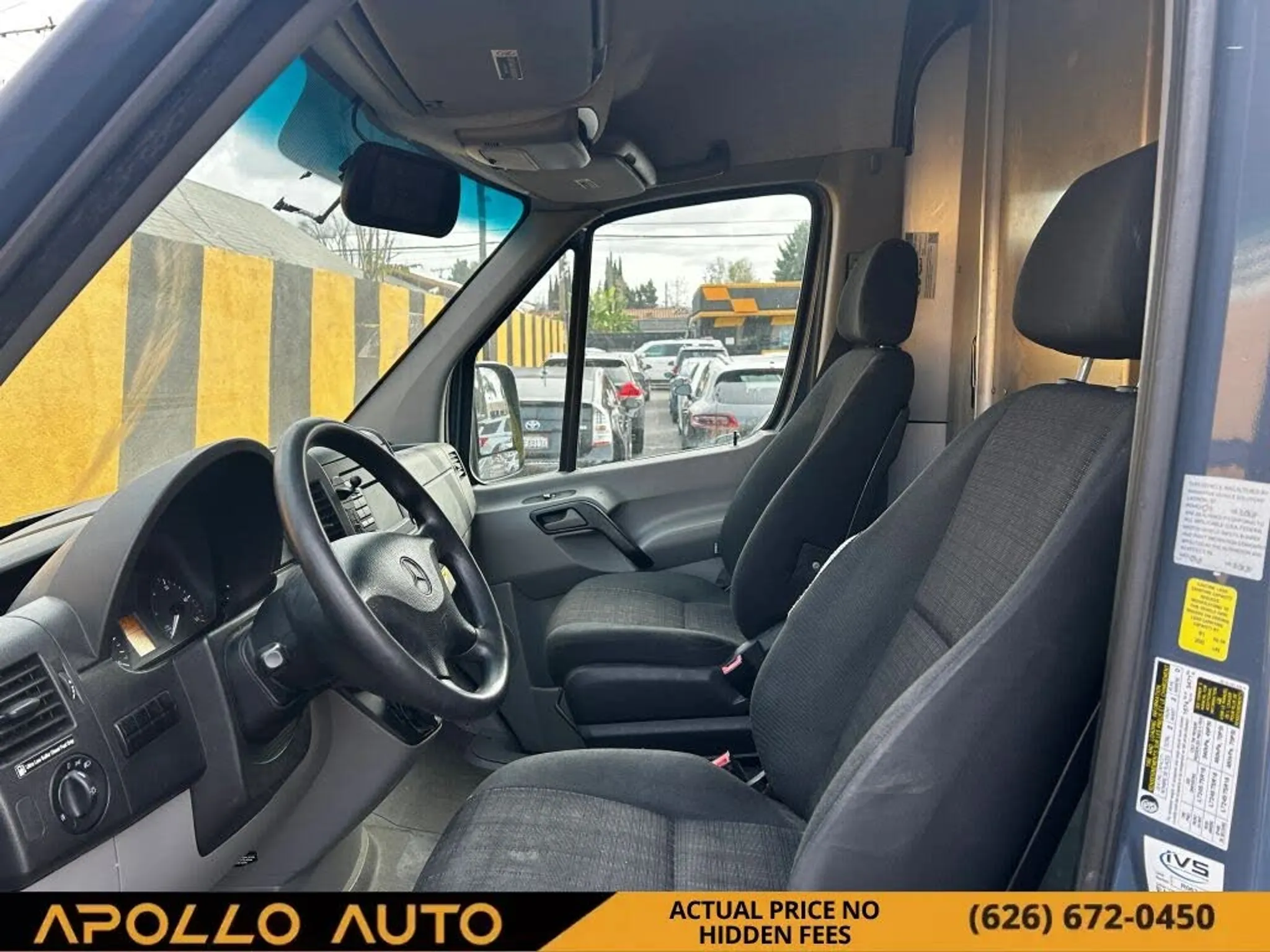 2018 MERCEDES-BENZ Sprinter 2500 144 V6 Worker RWD - Photo 3