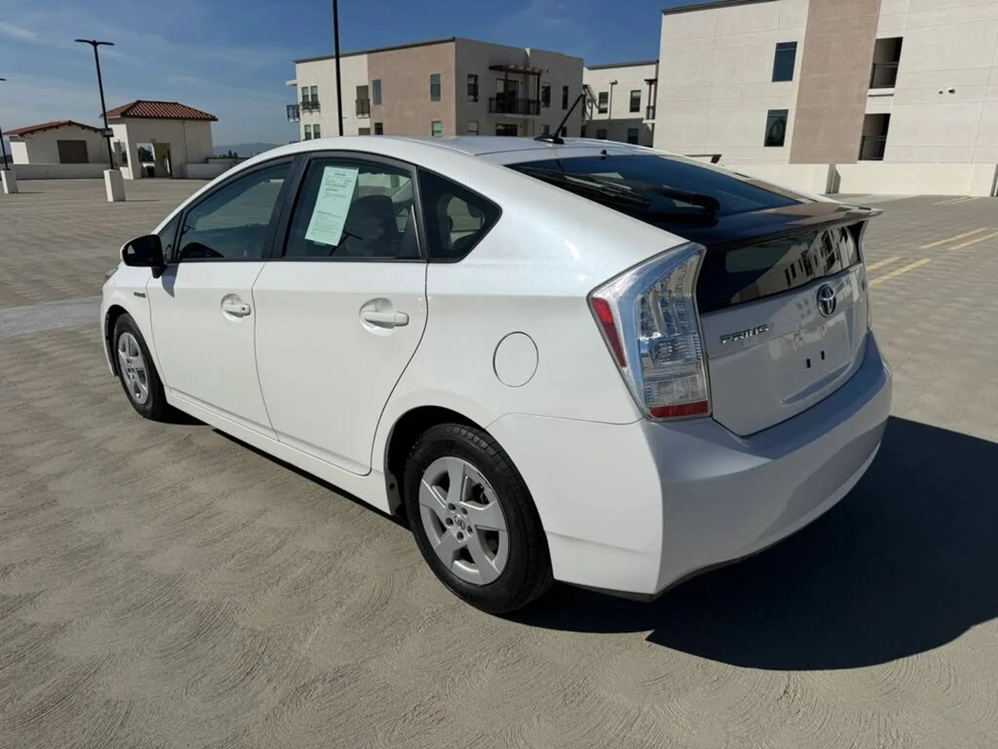2011 TOYOTA Prius One - Photo 3